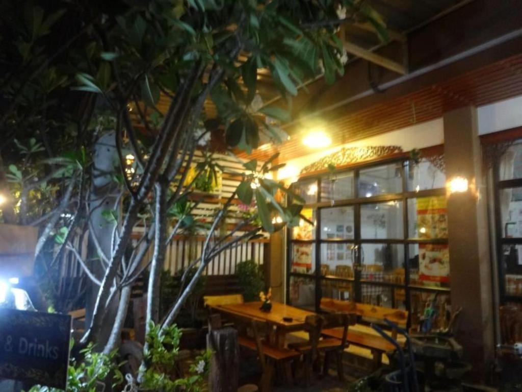 OYO 906 Bann One Love Phra Nakhon Si Ayutthaya Exterior foto